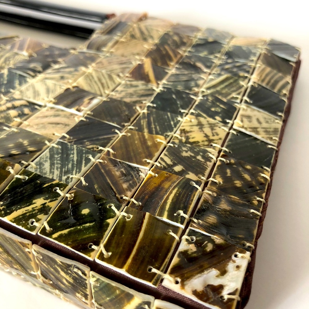 VINTAGE SHELL TILE CLUTCH